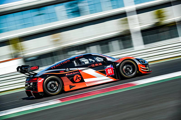 8、职业赛事用车R8 LMS GT3亮相大师班.jpeg